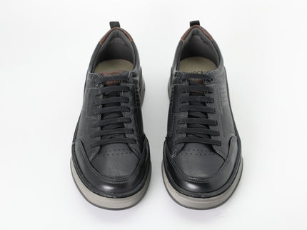 أحذية ديموكراتا 640101