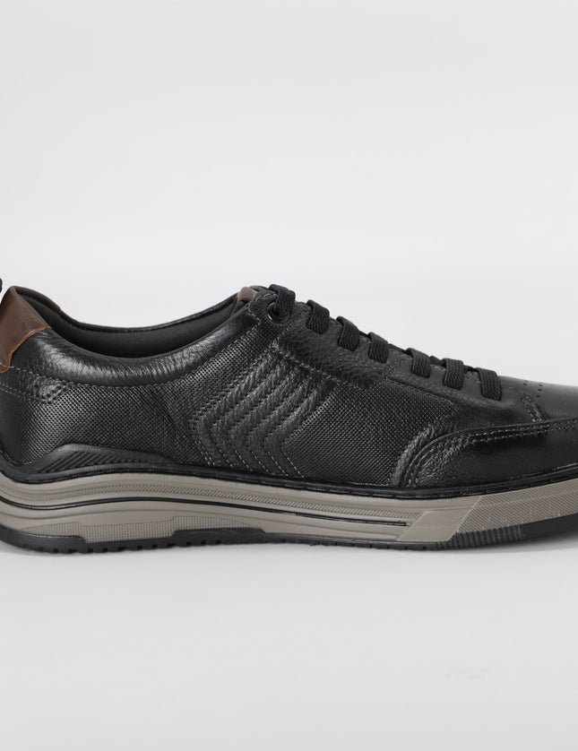 أحذية  ديموكراتا 640101