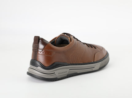 أحذية ديموكراتا 640101