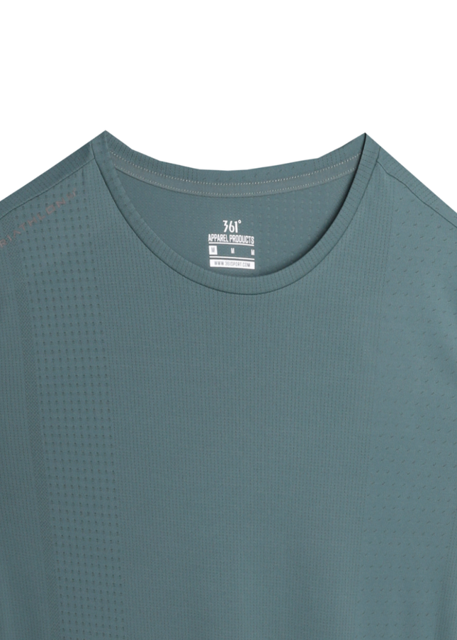 تيشيرت 361° بأكمام قصيرة W552524141