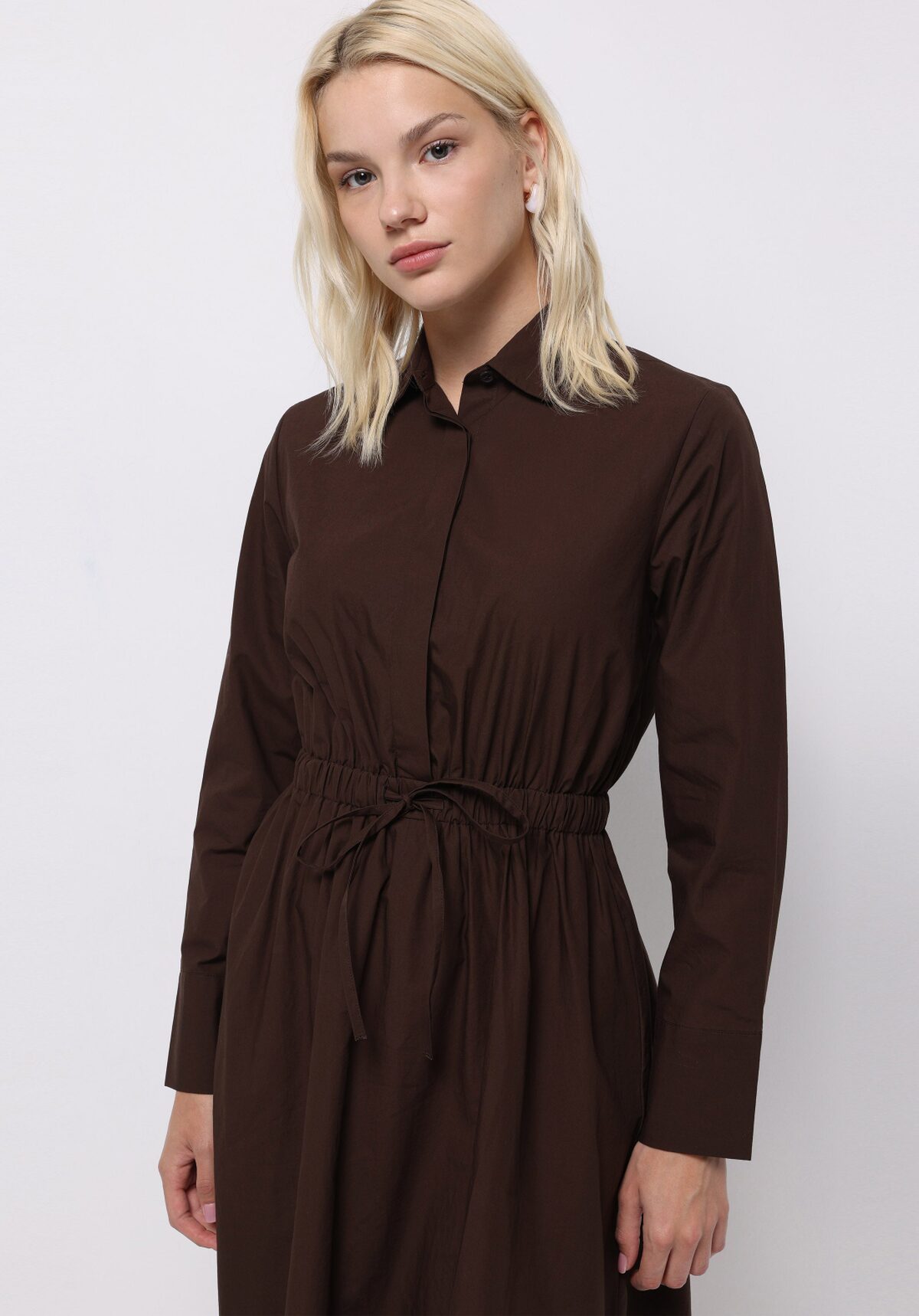 Colin's Dress 1075558