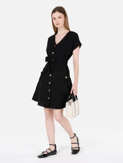 Colin's Dress 1068537