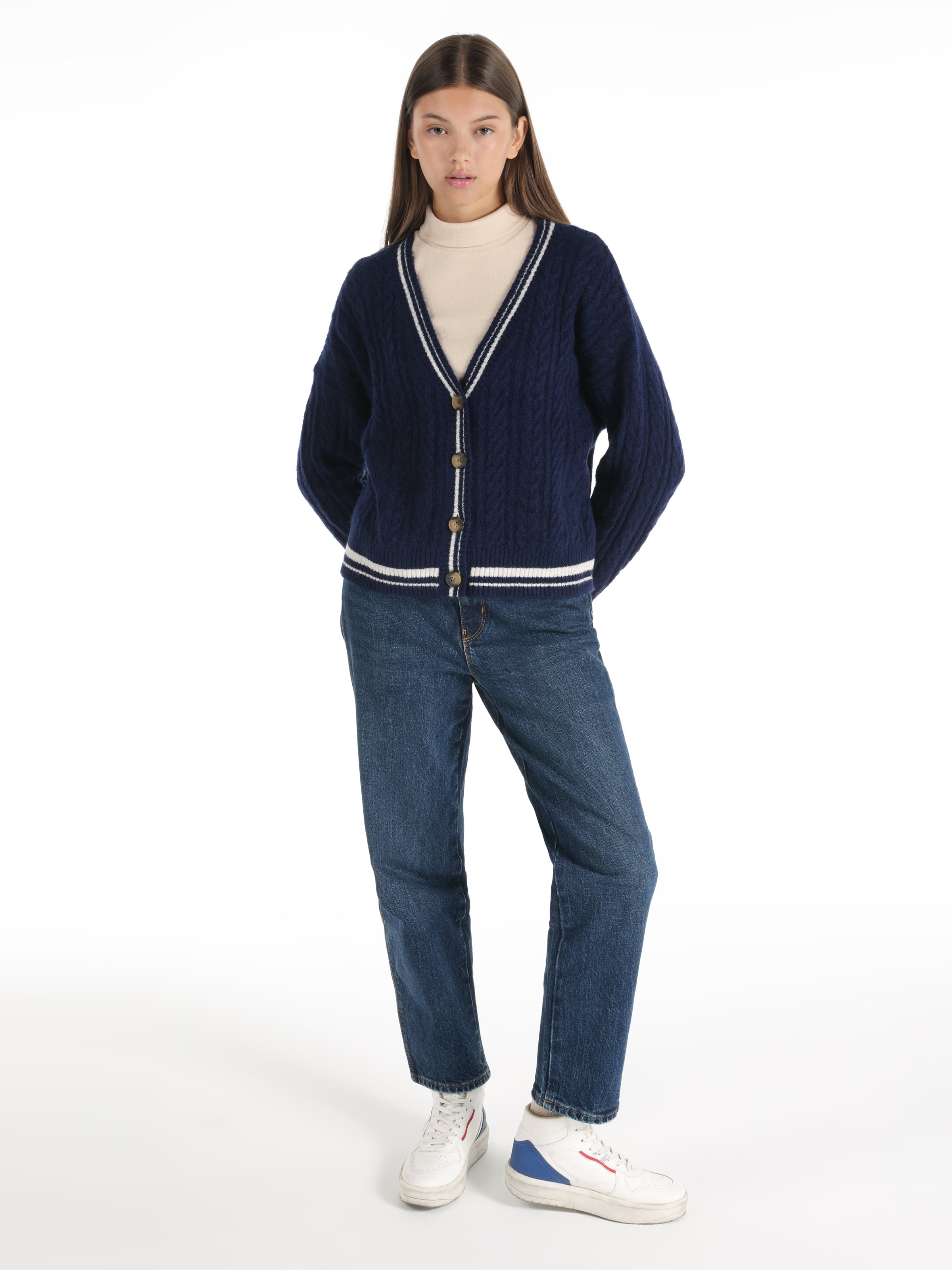 Colin's Cardigan 1066259