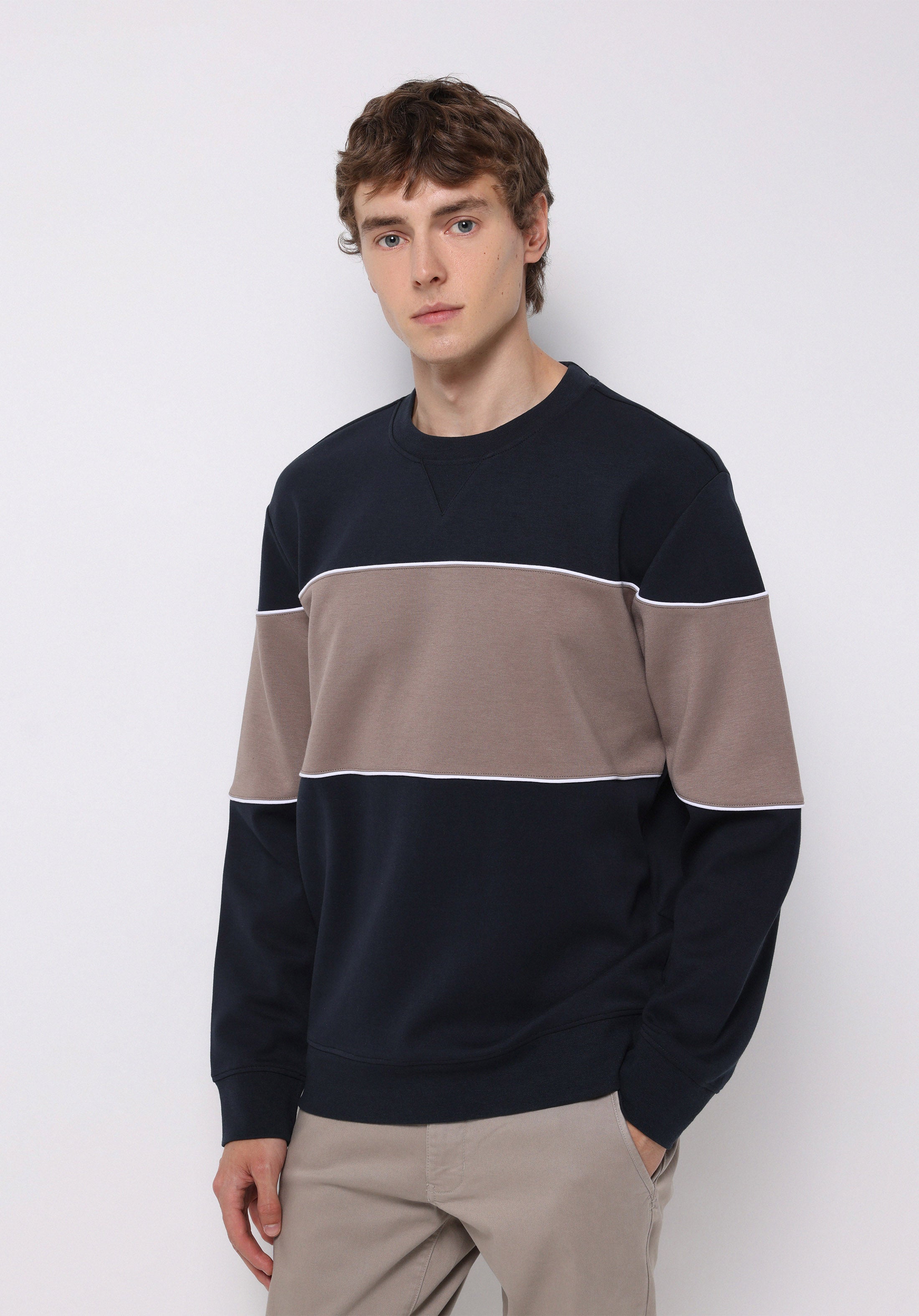Colin's Sweat Shirt 1075431